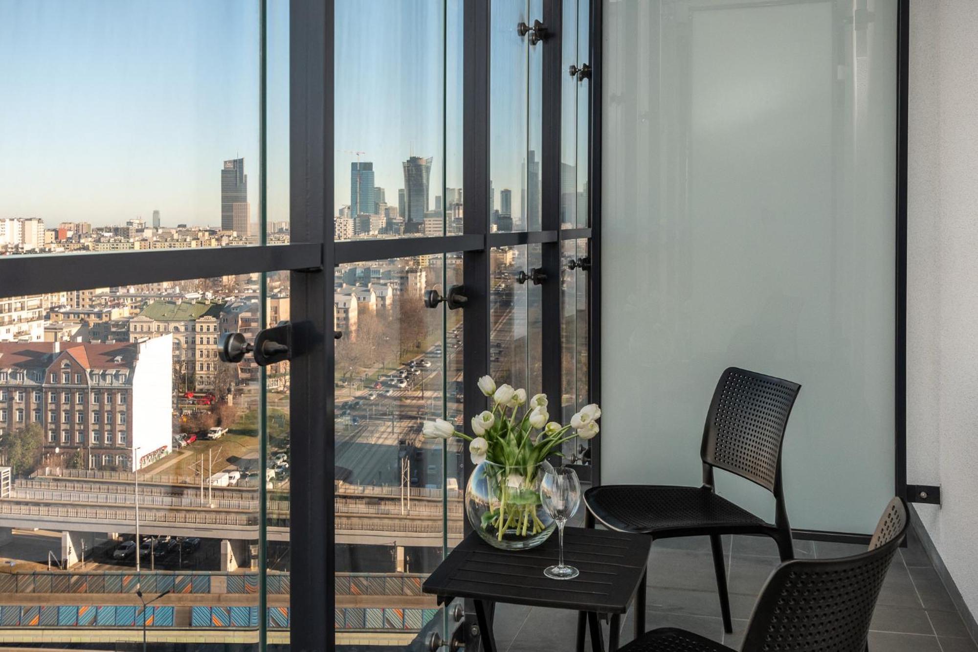 Kasprzaka 29 Bliska Wola Tower By Perfect Apart Varşovia Exterior foto